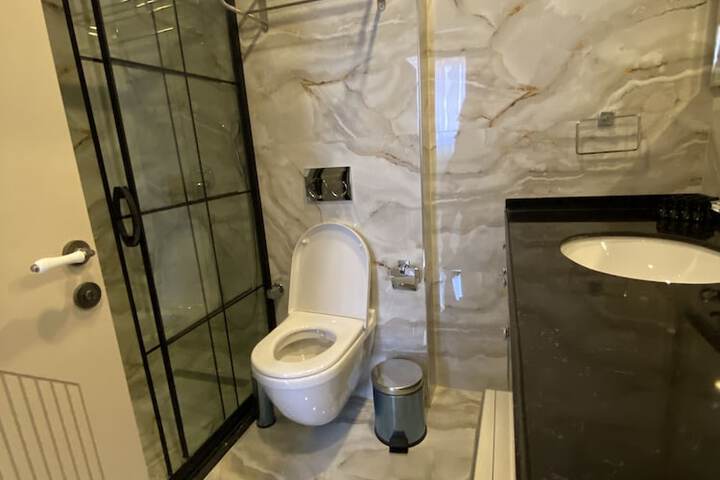 Room 45 of 75