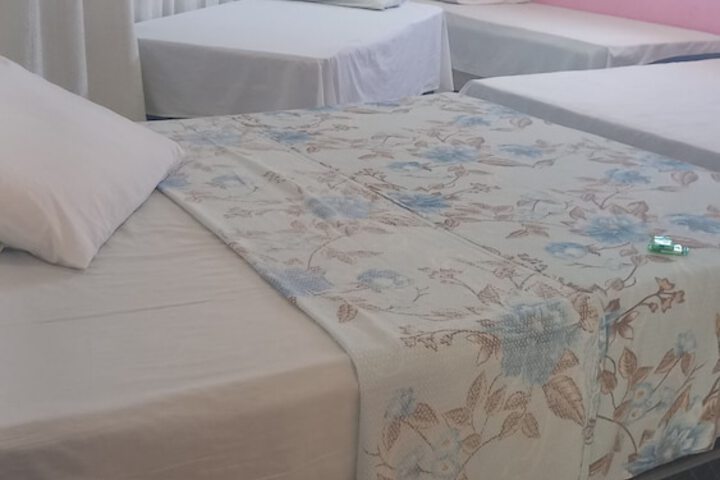 Room 10 of 17