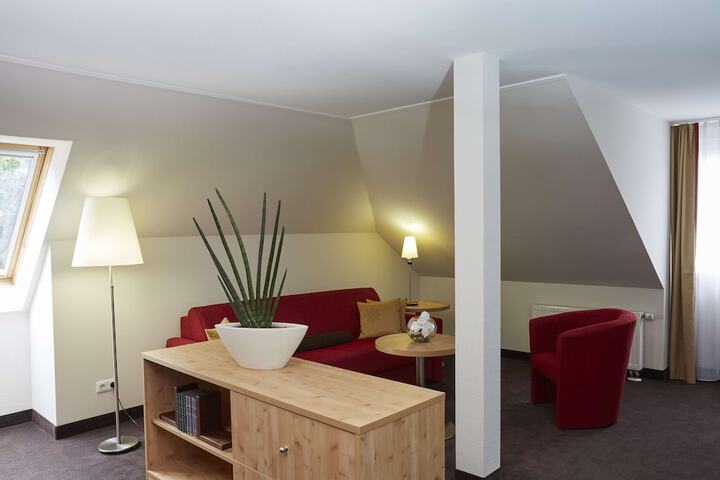 Room 35 of 91