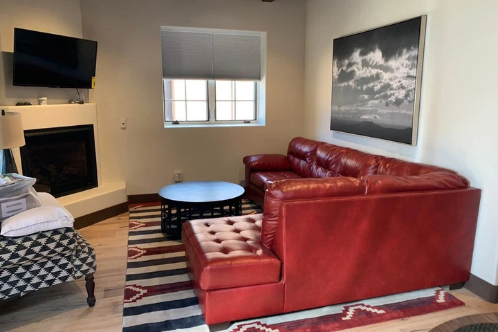 Room 2 of 15