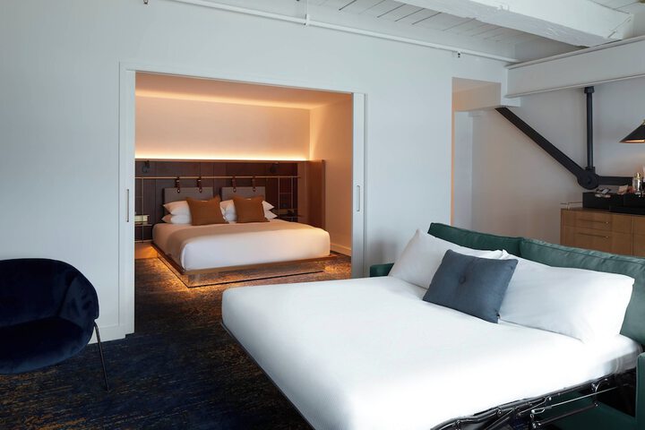Room 54 of 164