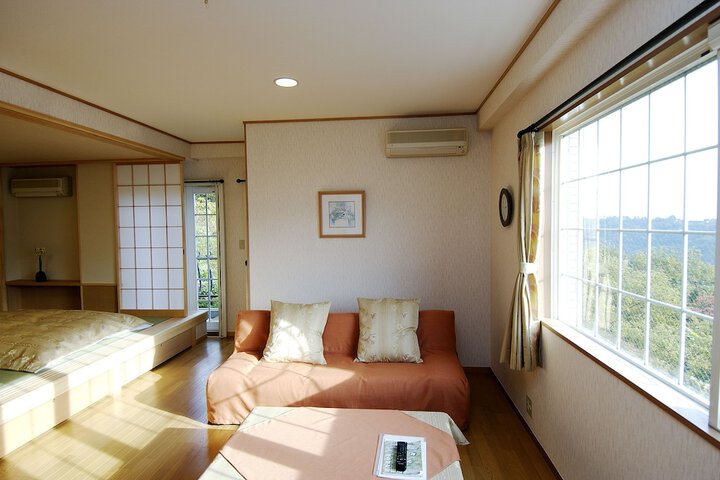 Room 14 of 86