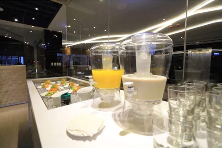 Breakfast/Coffee Service 71 of 89