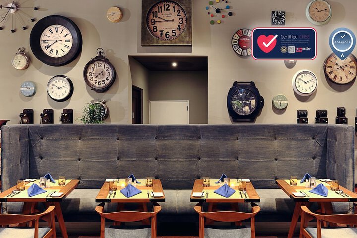 Dining 110 of 161