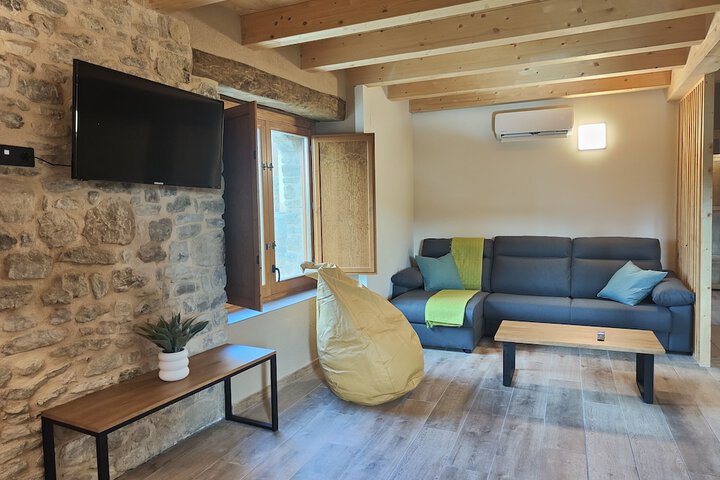 Room 15 of 36