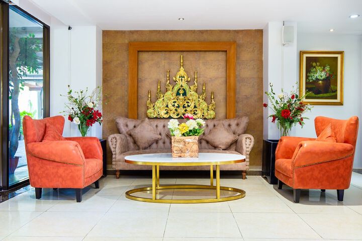Guest Lobby