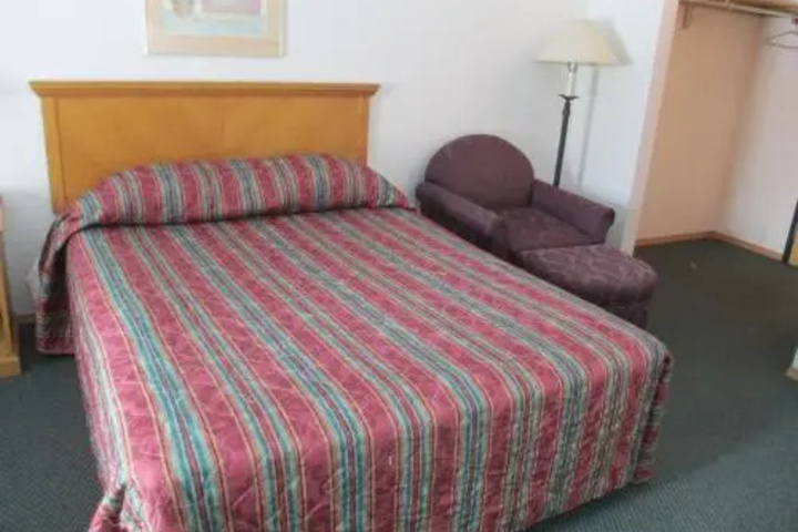 Birchwood Motor Hotel