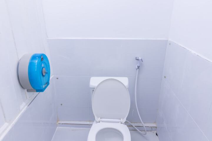Room 7 of 11