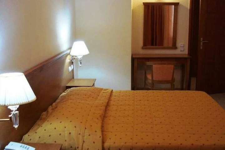 Room 18 of 56