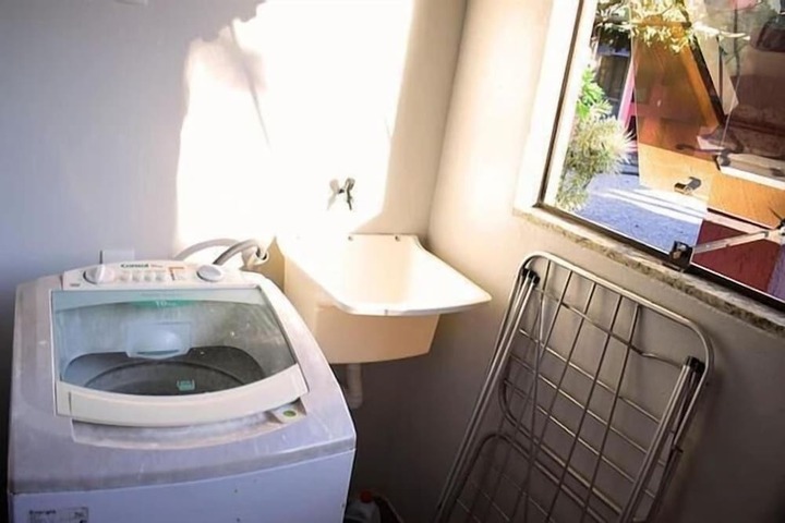 Laundry 35 of 55