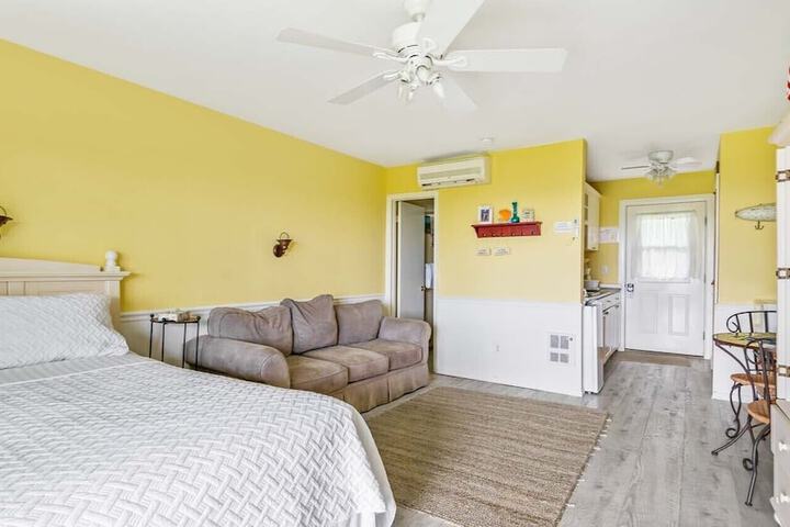 Room 270 of 663