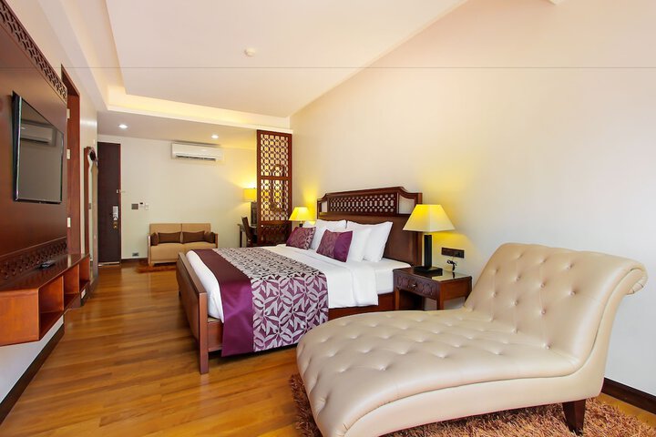 Room 15 of 80