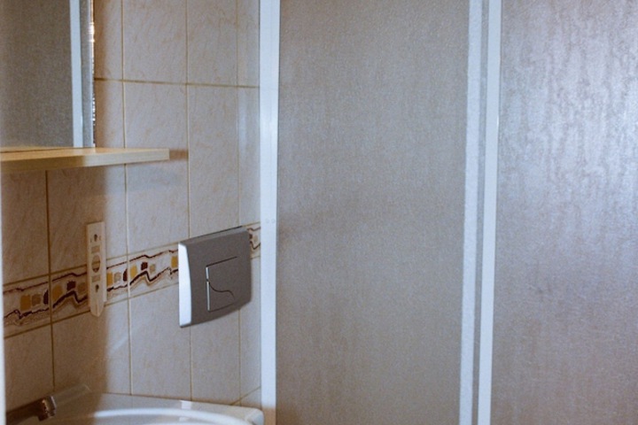 Room 25 of 46