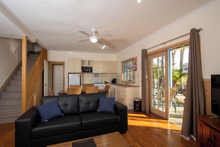 Room 99 of 183