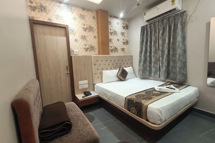 Room 20 of 54