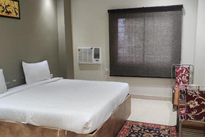 Hotel Sukhdham