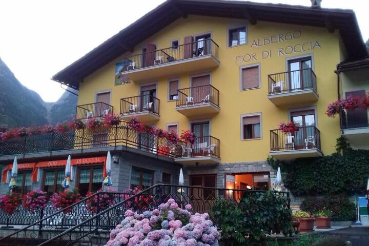 Hotel Fior di Roccia