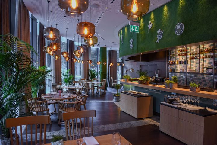 Dining 105 of 146