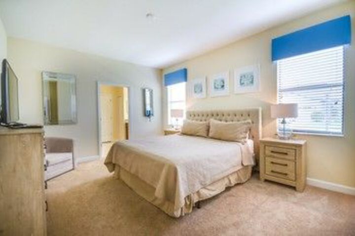 Room 14 of 25