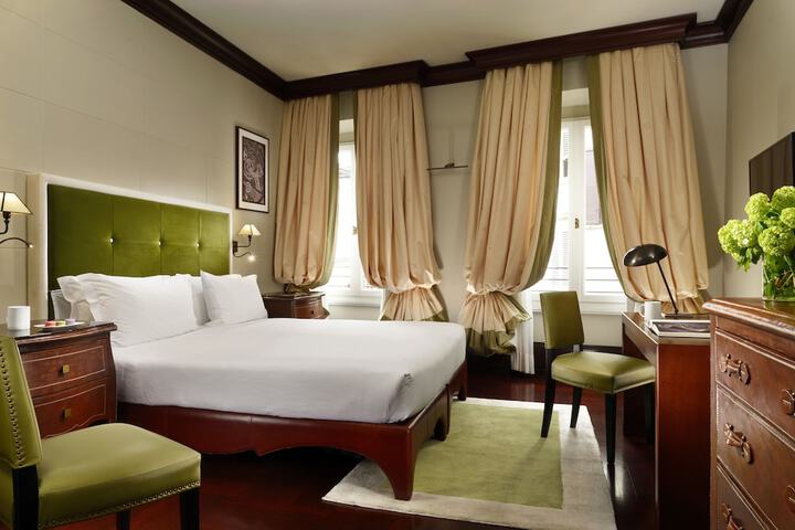 Room 12 of 70