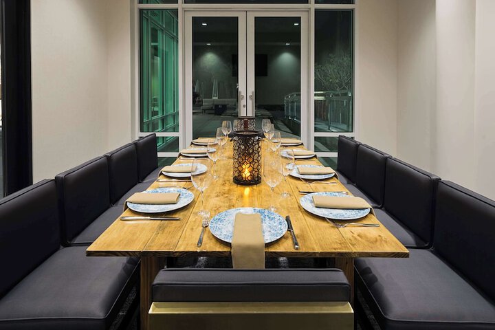 Dining 25 of 65