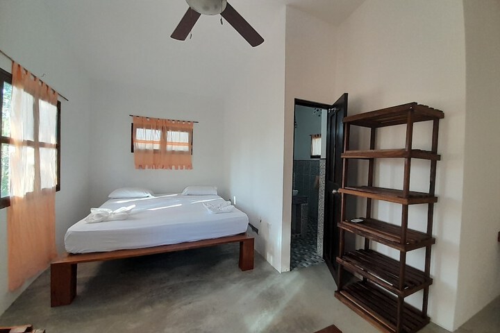 Room 37 of 49
