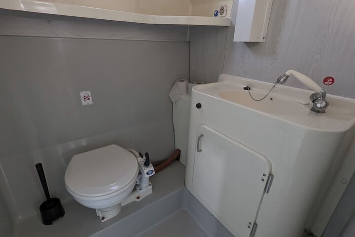 Room 169 of 207