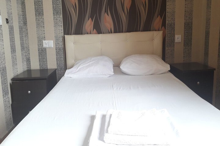 Room 14 of 25