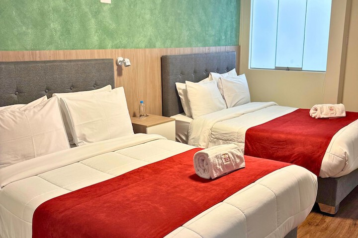 Room 21 of 48