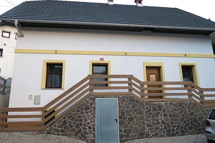 HOUSE PODKOREN
