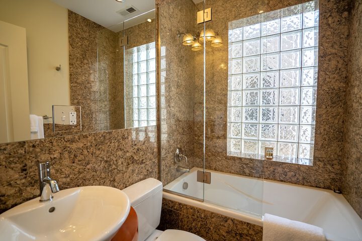 Clean Restrooms