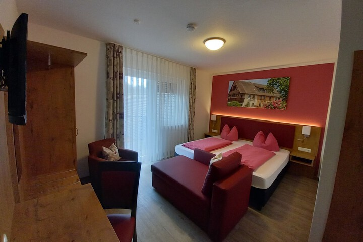 Room 9 of 21