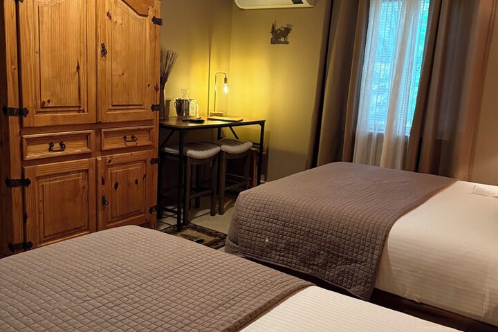 Room 34 of 86