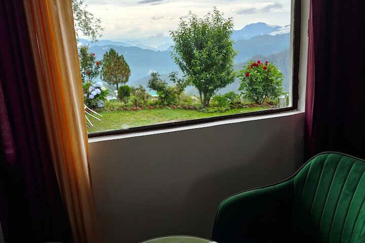 Room 6 of 61