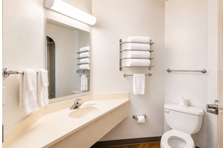 Clean Restrooms