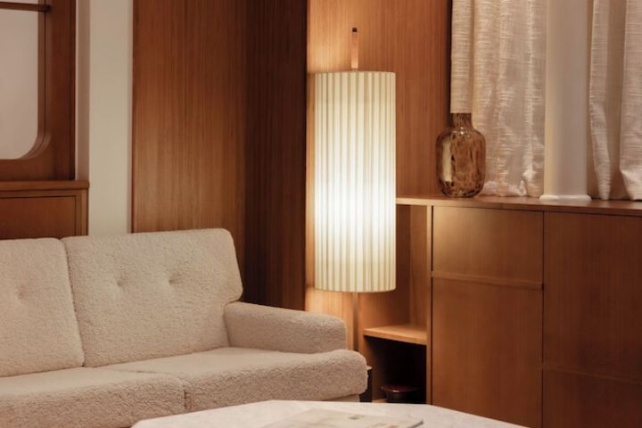 Hotel Interior 9 of 91
