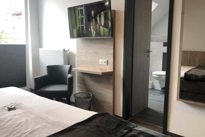 Room 14 of 59