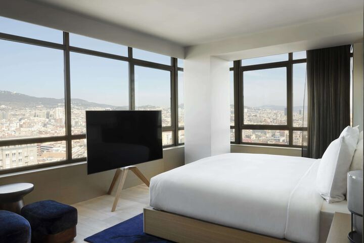 Room 10 of 75