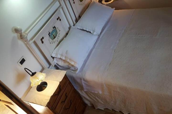 Room 16 of 31
