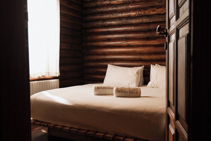 Room 19 of 77