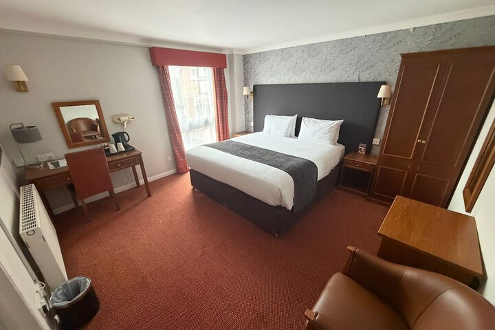 Room 16 of 56