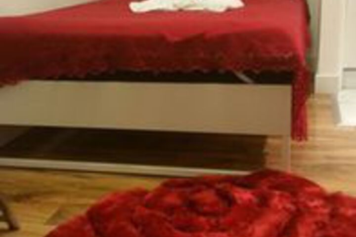 Room 6 of 47