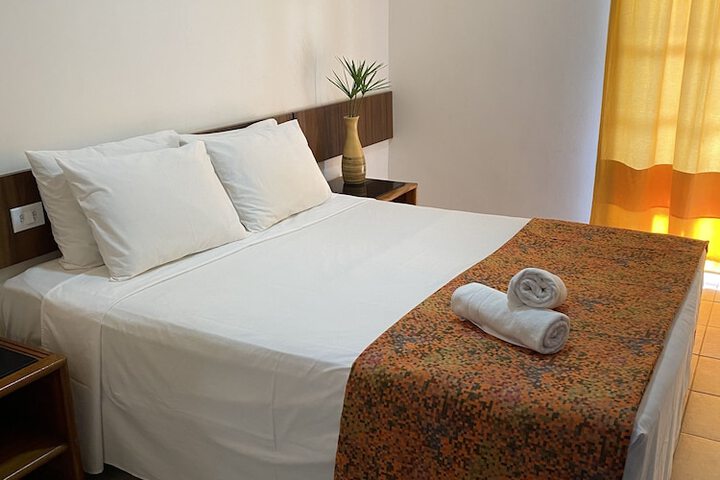 Room 7 of 49