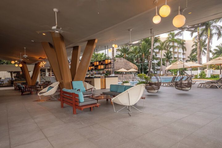 Hotel Interior 5 of 123