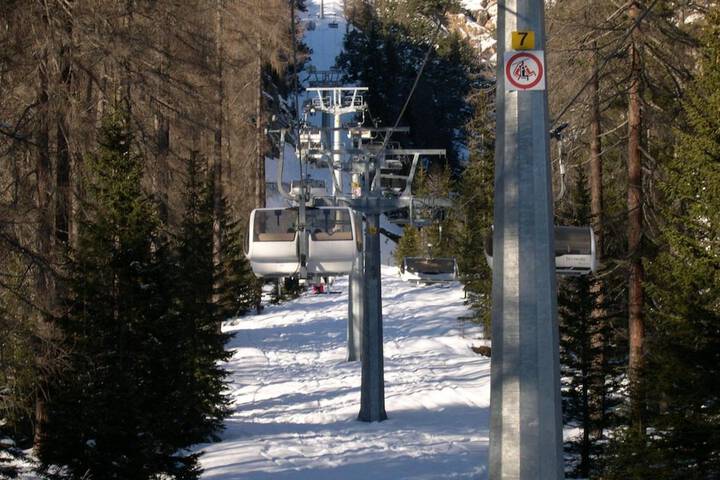 Skiing