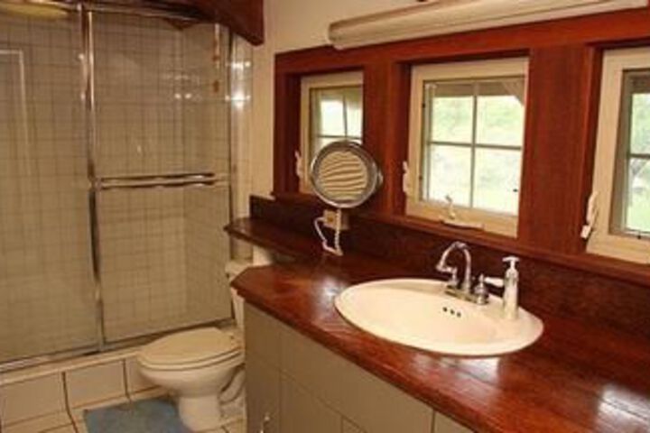 Room 3 of 21