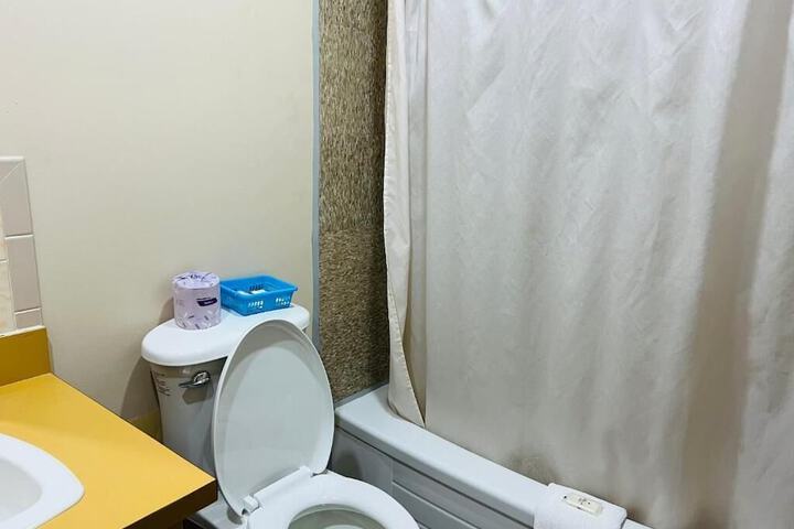 Room 48 of 72