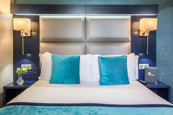 Room 31 of 118