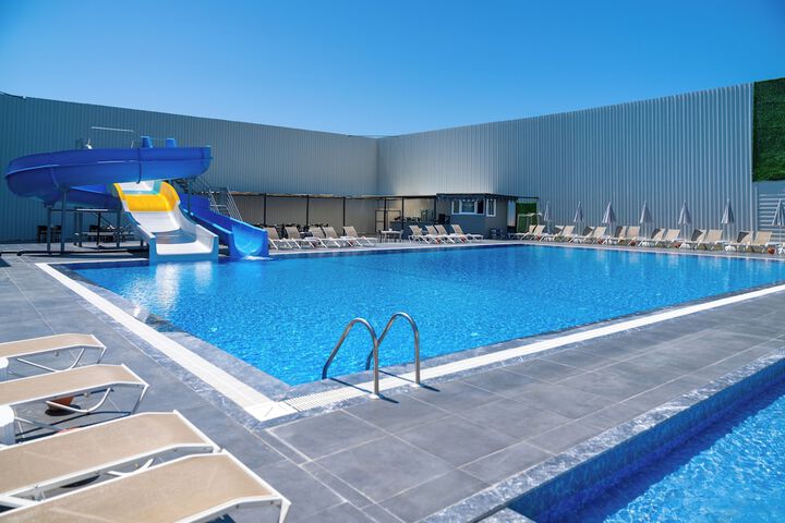 Pool 24 of 48