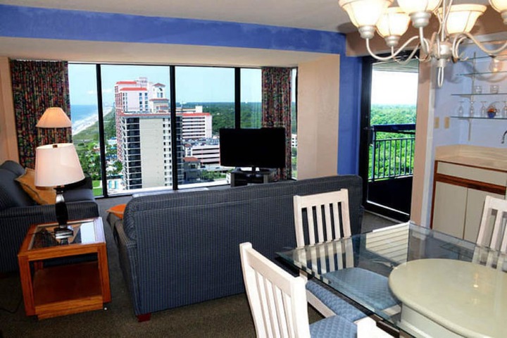 Room 15 of 38